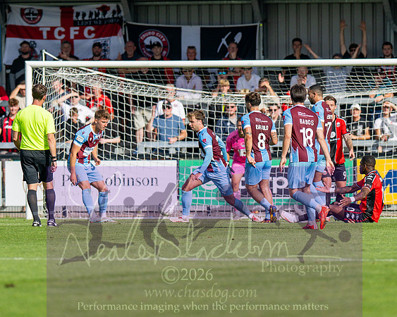 Truro City 3 v 1 Chesham Utd (508 of 551)