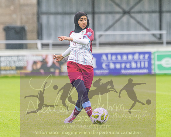Chesham Utd 3 v 2 Woodley United (57 of 422)