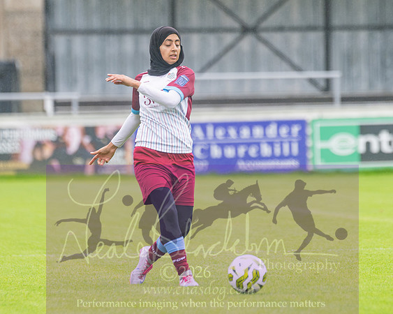 Chesham Utd 3 v 2 Woodley United (58 of 422)