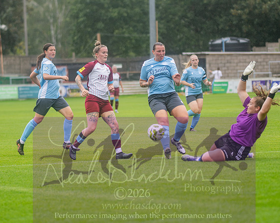 Chesham Utd 3 v 2 Woodley United (65 of 422)