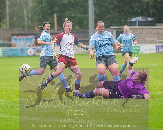 Chesham Utd 3 v 2 Woodley United (68 of 422)