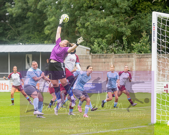Chesham Utd 3 v 2 Woodley United (92 of 422)