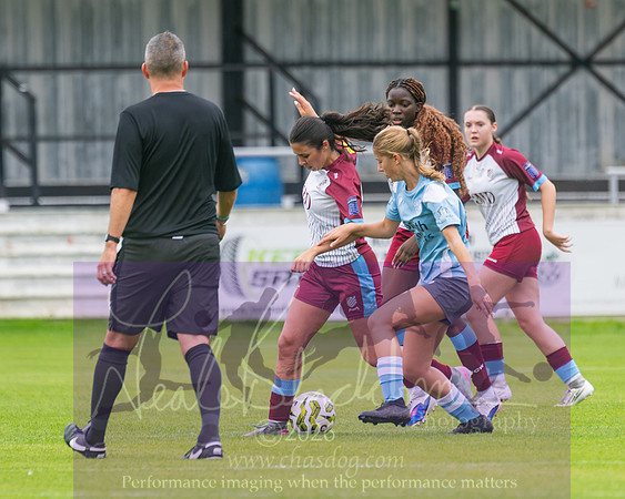 Chesham Utd 3 v 2 Woodley United (101 of 422)