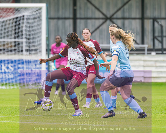 Chesham Utd 3 v 2 Woodley United (104 of 422)