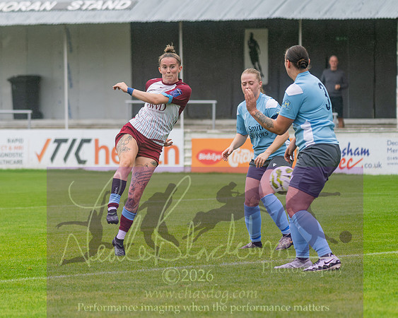 Chesham Utd 3 v 2 Woodley United (159 of 422)