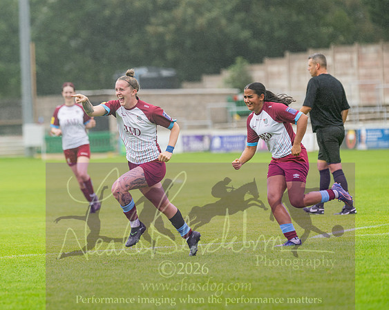 Chesham Utd 3 v 2 Woodley United (163 of 422)