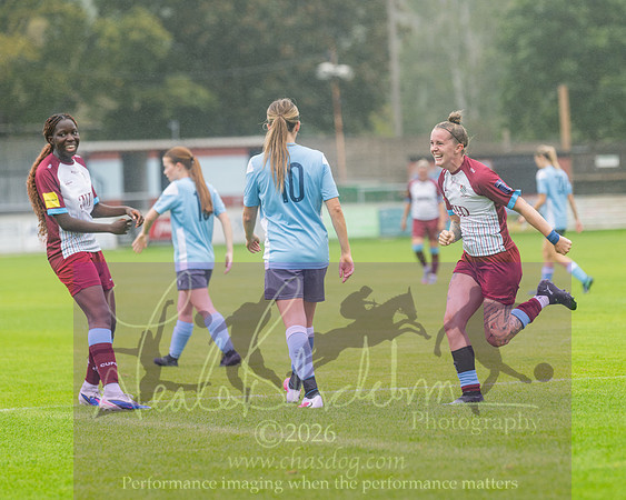 Chesham Utd 3 v 2 Woodley United (166 of 422)