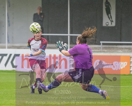 Chesham Utd 3 v 2 Woodley United (176 of 422)