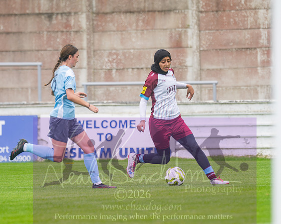 Chesham Utd 3 v 2 Woodley United (182 of 422)