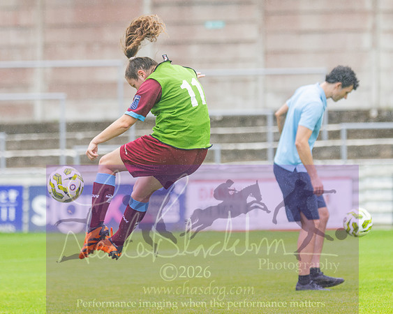 Chesham Utd 3 v 2 Woodley United (193 of 422)