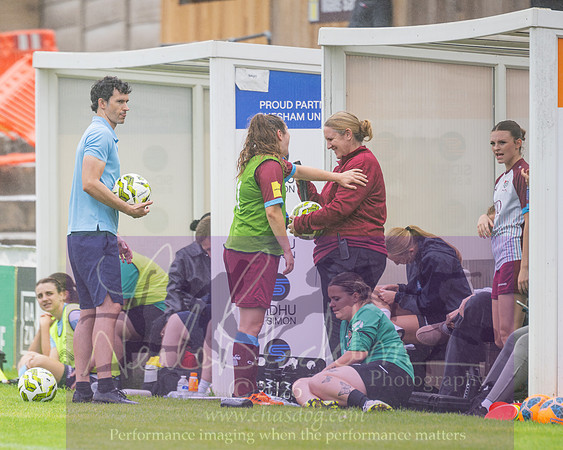 Chesham Utd 3 v 2 Woodley United (195 of 422)