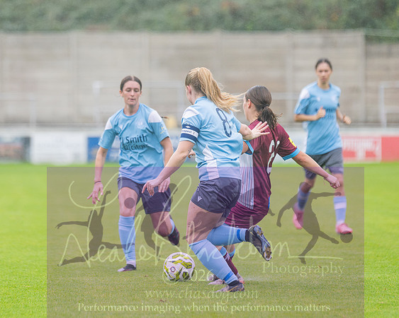 Chesham Utd 3 v 2 Woodley United (210 of 422)