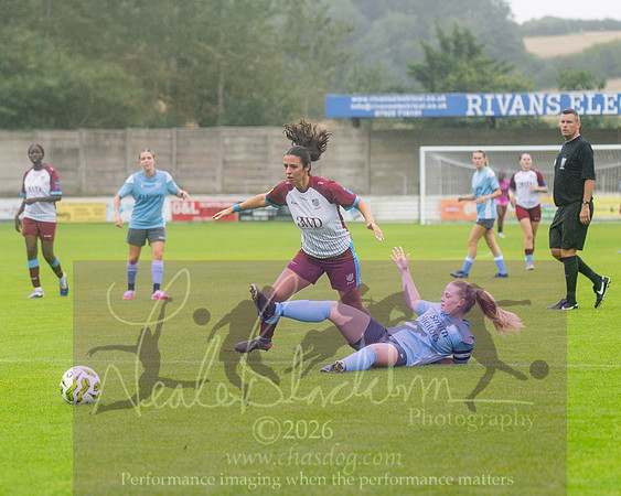 Chesham Utd 3 v 2 Woodley United (214 of 422)