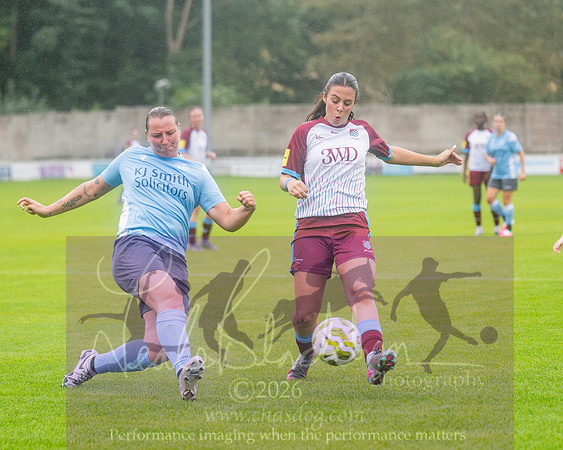 Chesham Utd 3 v 2 Woodley United (217 of 422)