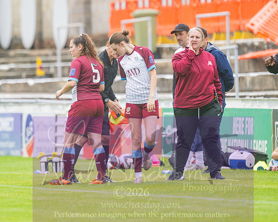 Chesham Utd 3 v 2 Woodley United (240 of 422)