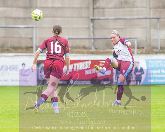 Chesham Utd 3 v 2 Woodley United (253 of 422)