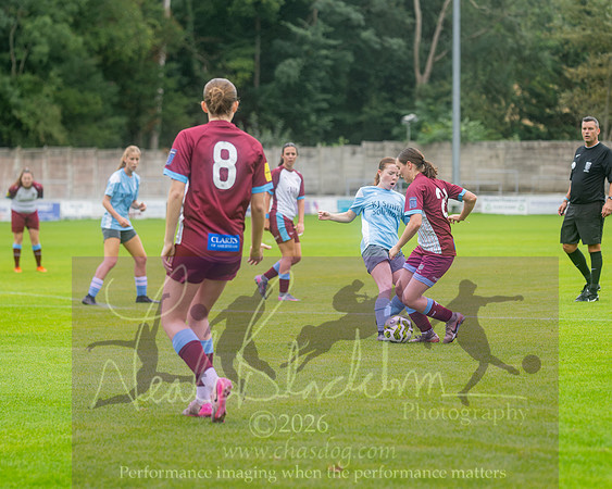 Chesham Utd 3 v 2 Woodley United (262 of 422)