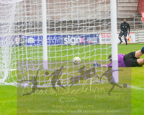 Chesham Utd 3 v 2 Woodley United (274 of 422)