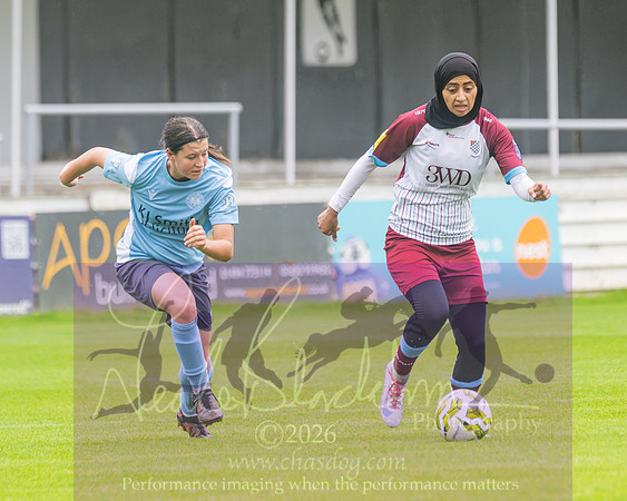 Chesham Utd 3 v 2 Woodley United (278 of 422)