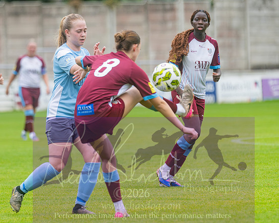 Chesham Utd 3 v 2 Woodley United (283 of 422)