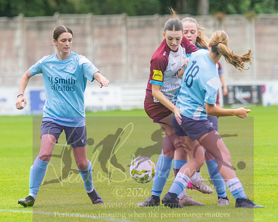 Chesham Utd 3 v 2 Woodley United (285 of 422)