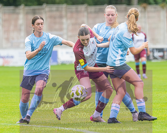 Chesham Utd 3 v 2 Woodley United (286 of 422)