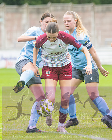 Chesham Utd 3 v 2 Woodley United (288 of 422)