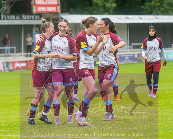 Chesham Utd 3 v 2 Woodley United (309 of 422)