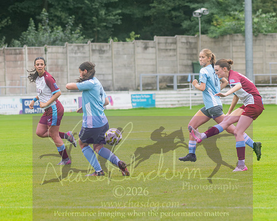 Chesham Utd 3 v 2 Woodley United (315 of 422)
