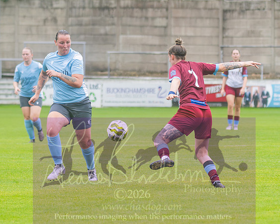 Chesham Utd 3 v 2 Woodley United (317 of 422)