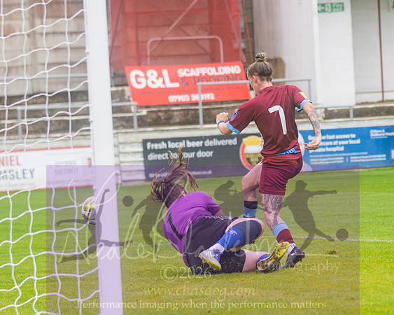Chesham Utd 3 v 2 Woodley United (320 of 422)