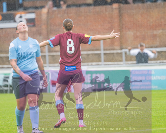 Chesham Utd 3 v 2 Woodley United (326 of 422)