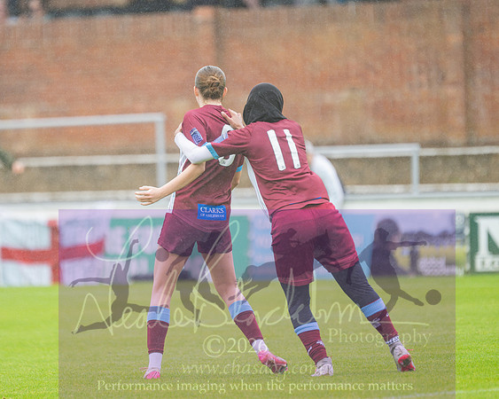 Chesham Utd 3 v 2 Woodley United (328 of 422)