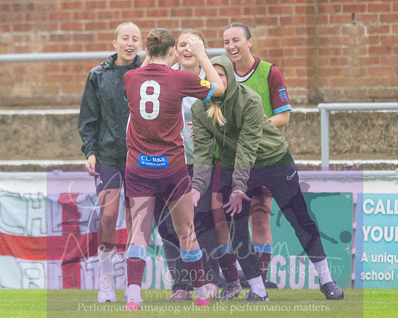 Chesham Utd 3 v 2 Woodley United (339 of 422)