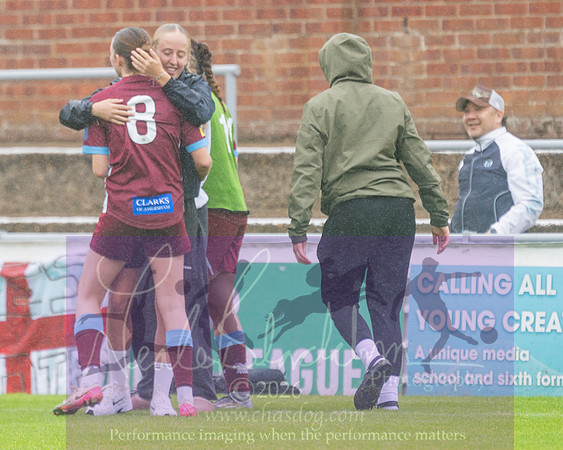 Chesham Utd 3 v 2 Woodley United (340 of 422)
