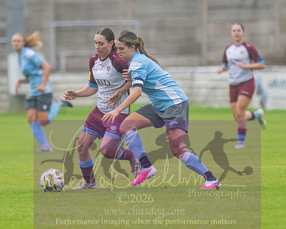 Chesham Utd 3 v 2 Woodley United (345 of 422)