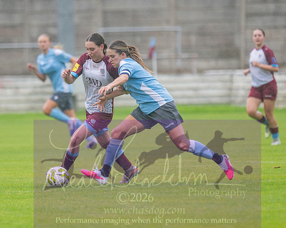 Chesham Utd 3 v 2 Woodley United (346 of 422)