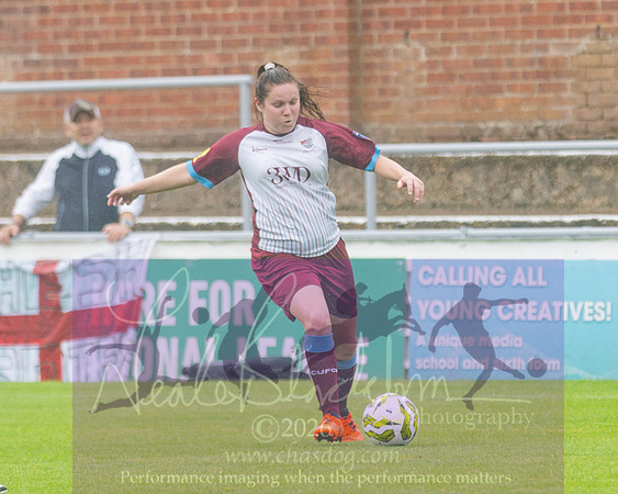 Chesham Utd 3 v 2 Woodley United (358 of 422)