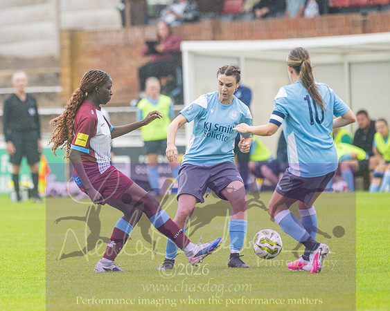 Chesham Utd 3 v 2 Woodley United (375 of 422)