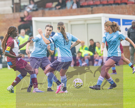 Chesham Utd 3 v 2 Woodley United (376 of 422)
