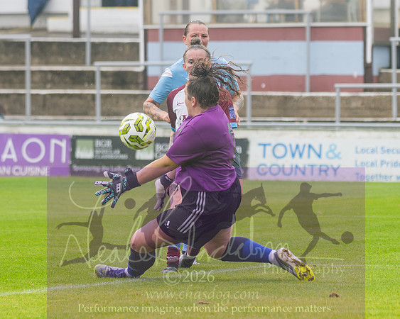 Chesham Utd 3 v 2 Woodley United (385 of 422)