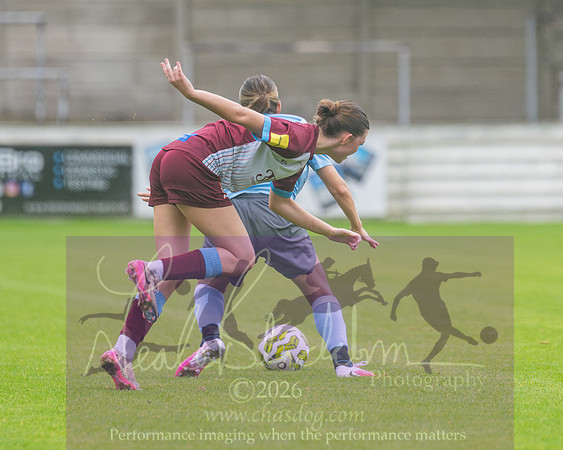 Chesham Utd 3 v 2 Woodley United (391 of 422)