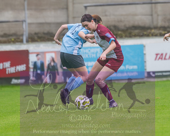 Chesham Utd 3 v 2 Woodley United (394 of 422)