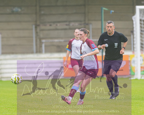 Chesham Utd 3 v 2 Woodley United (397 of 422)