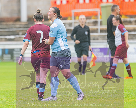 Chesham Utd 3 v 2 Woodley United (414 of 422)