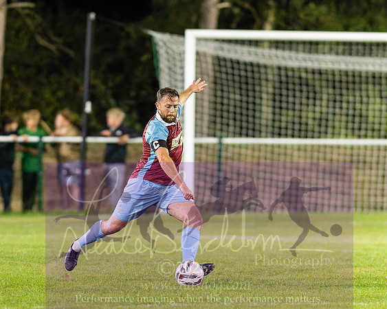 Holmer Green 3 [7]v 3[6] Chesham United (113 of 490)