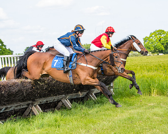 Race 1 - The Little Red owner Trainer conditions (189 of 345)