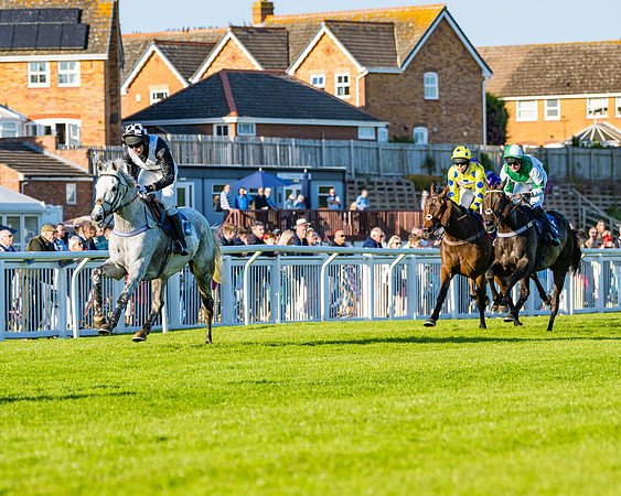 Race 4 - Foxhunters Championship (49 of 175)