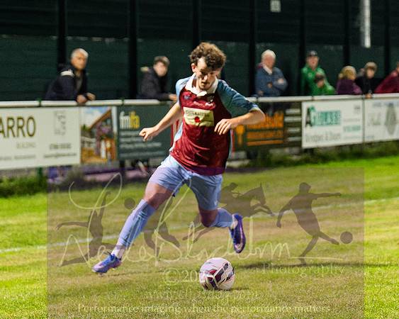 Holmer Green 3 [7]v 3[6] Chesham United (123 of 490)