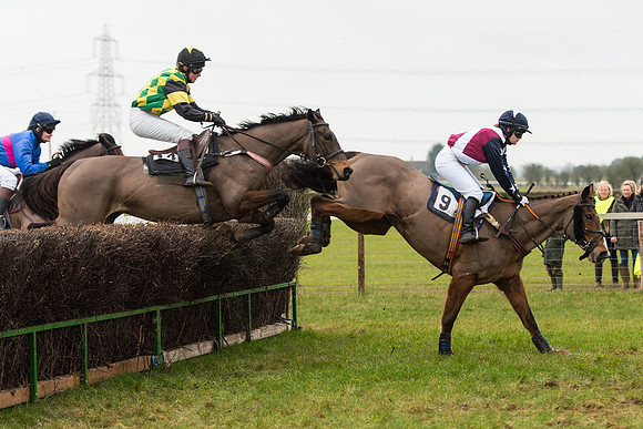 Race 4 - Ladies Open Race (13 of 52).jpg